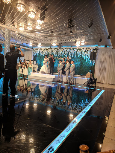 Shopping Mall «Anaheim West Shopping Center», reviews and photos, 3174 W Lincoln Ave, Anaheim, CA 92801, USA