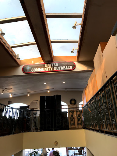 Thrift Store «La Tienda Thrift Store», reviews and photos, 510 N El Camino Real, San Clemente, CA 92672, USA