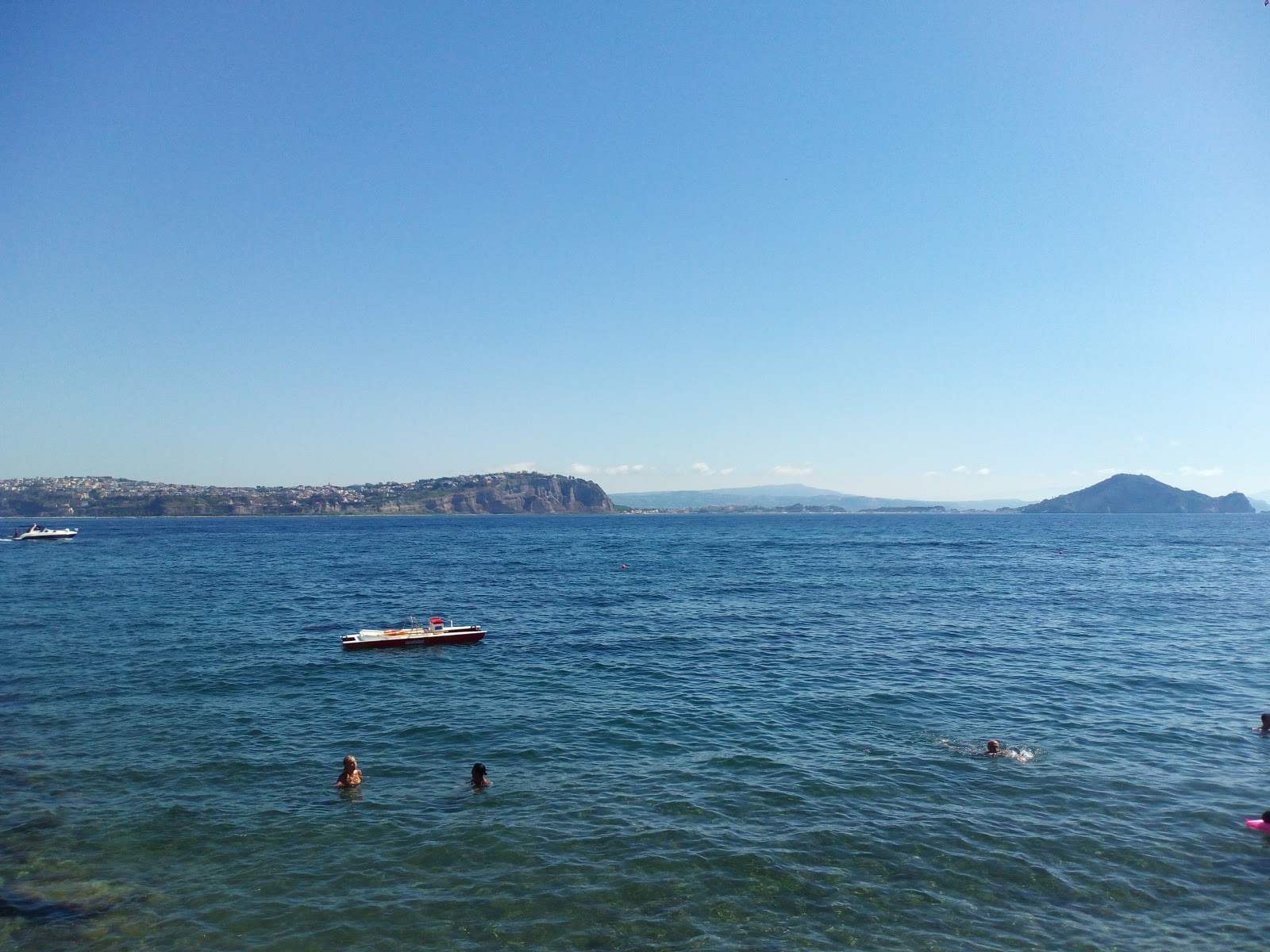 Foto de Spiaggia Lingua área de complejo turístico de playa