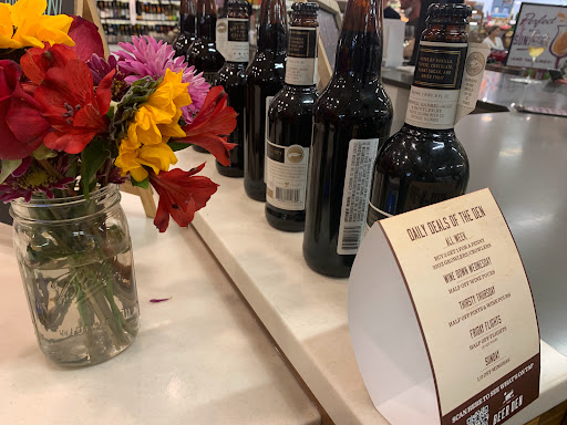 Grocery Store «Lowes Foods», reviews and photos, 1581 New Garden Rd, Greensboro, NC 27410, USA