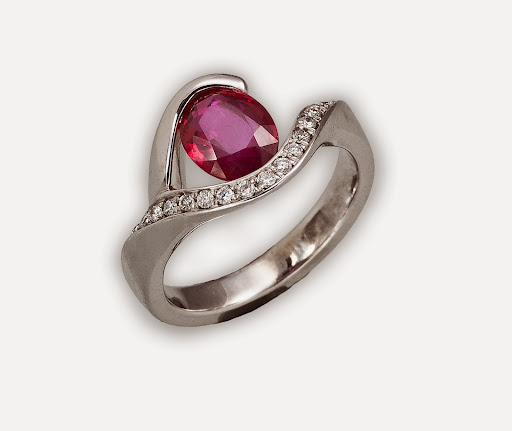 Jewelry Store «Revell Jewelers», reviews and photos, 904 Middle Rd, Bettendorf, IA 52722, USA