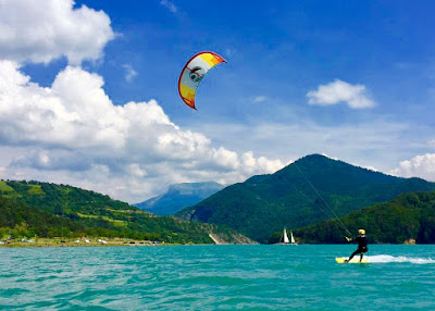 FREEKITE SCHOOL à Treffort