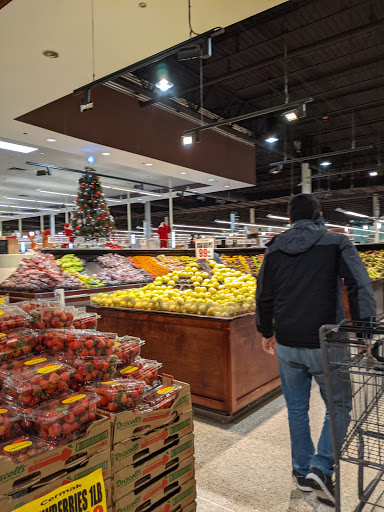 Produce Market «Cermak Fresh Market», reviews and photos, 1250 N Lake St, Aurora, IL 60506, USA