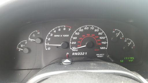 Auto Repair Shop «Azpeitia Auto Repair», reviews and photos, 2005 W Clarendon Dr, Dallas, TX 75208, USA