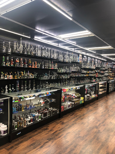 Tobacco Shop «Mr. SMOKE (smoke shop)», reviews and photos, 4347 Gunn Hwy, Tampa, FL 33618, USA