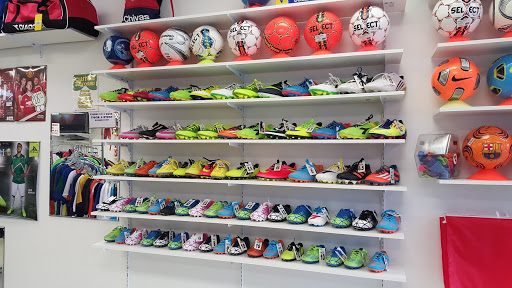 Soccer Store «Soccer Paradise», reviews and photos, 920 E Rollins Rd, Round Lake Beach, IL 60073, USA