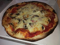 Plats et boissons du Pizzeria Pizza D'jantée à Le Château-d'Oléron - n°15