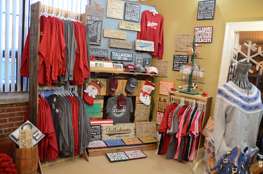 Boutique «Merchants At Cokers», reviews and photos, 401 Wilson Ave, Tullahoma, TN 37388, USA