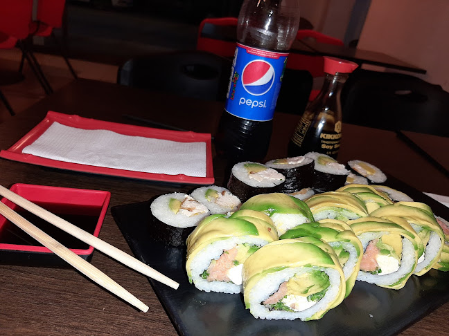 Makotosushi - Constitución