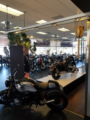 BMW Motorcycle Dealer «San Jose BMW Motorcycles», reviews and photos, 1990 W San Carlos St, San Jose, CA 95128, USA