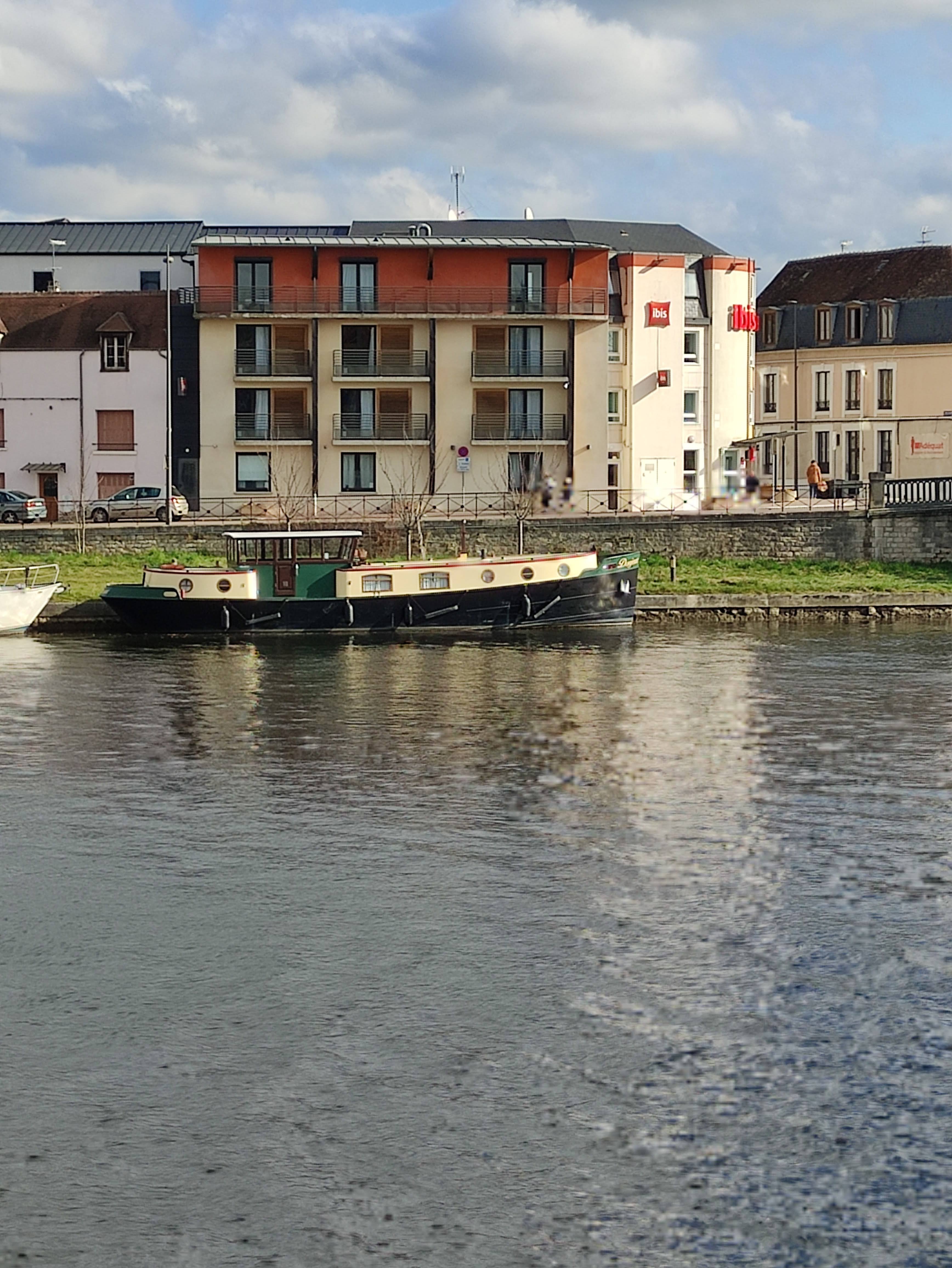 Photo n° 2 de l'avis de Michel.u fait le 15/03/2023 à 19:59