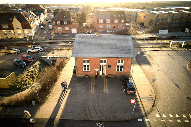 Anmeldelser af KONGEREMISEN - KONTORFÆLLESSKAB I SILKEBORG C i Silkeborg - Kontorfællesskab