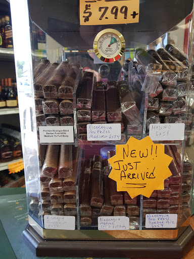 Liquor Store «Hackensack Liquor Store», reviews and photos, 500 S River St, Hackensack, NJ 07601, USA