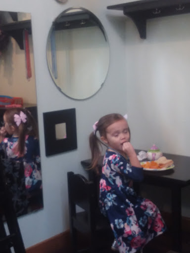 Tea House «Sweetea’s Tea Shop», reviews and photos, 225 S Van Buren St, Nashville, IN 47448, USA