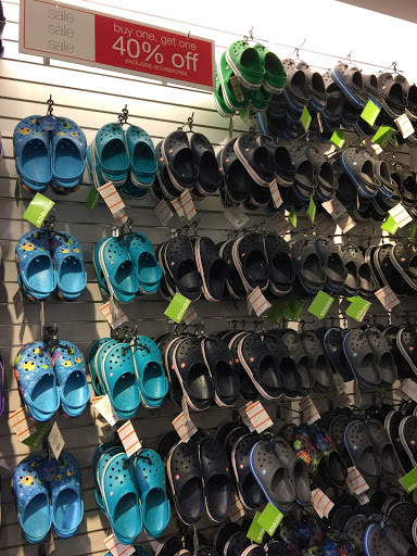 Shoe Store «Crocs», reviews and photos, 607 Bluebird Ct, Central Valley, NY 10917, USA