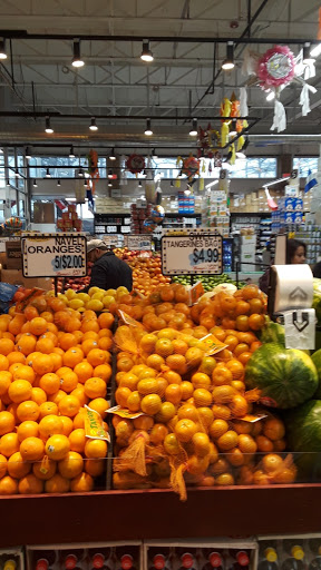 Supermarket «Fine Fare Supermarket», reviews and photos, 126 Clarke St, Brentwood, NY 11717, USA