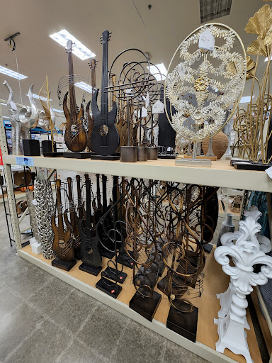 Home Goods Store «At Home», reviews and photos, 642 S Walnut Ave, New Braunfels, TX 78130, USA