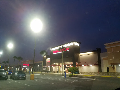 Shopping Mall «Shady Oaks Shopping Center», reviews and photos, 2415 SW 27th Ave, Ocala, FL 34471, USA