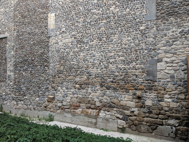 Ancient Roman Wall - Mur D'enceinte