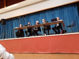 Photo n°2 de Salle polyvalente Robert Gourdain à Bresles ()