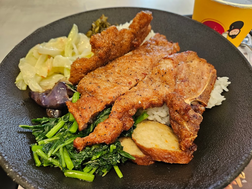 梁社漢排骨-潭子興華店 的照片