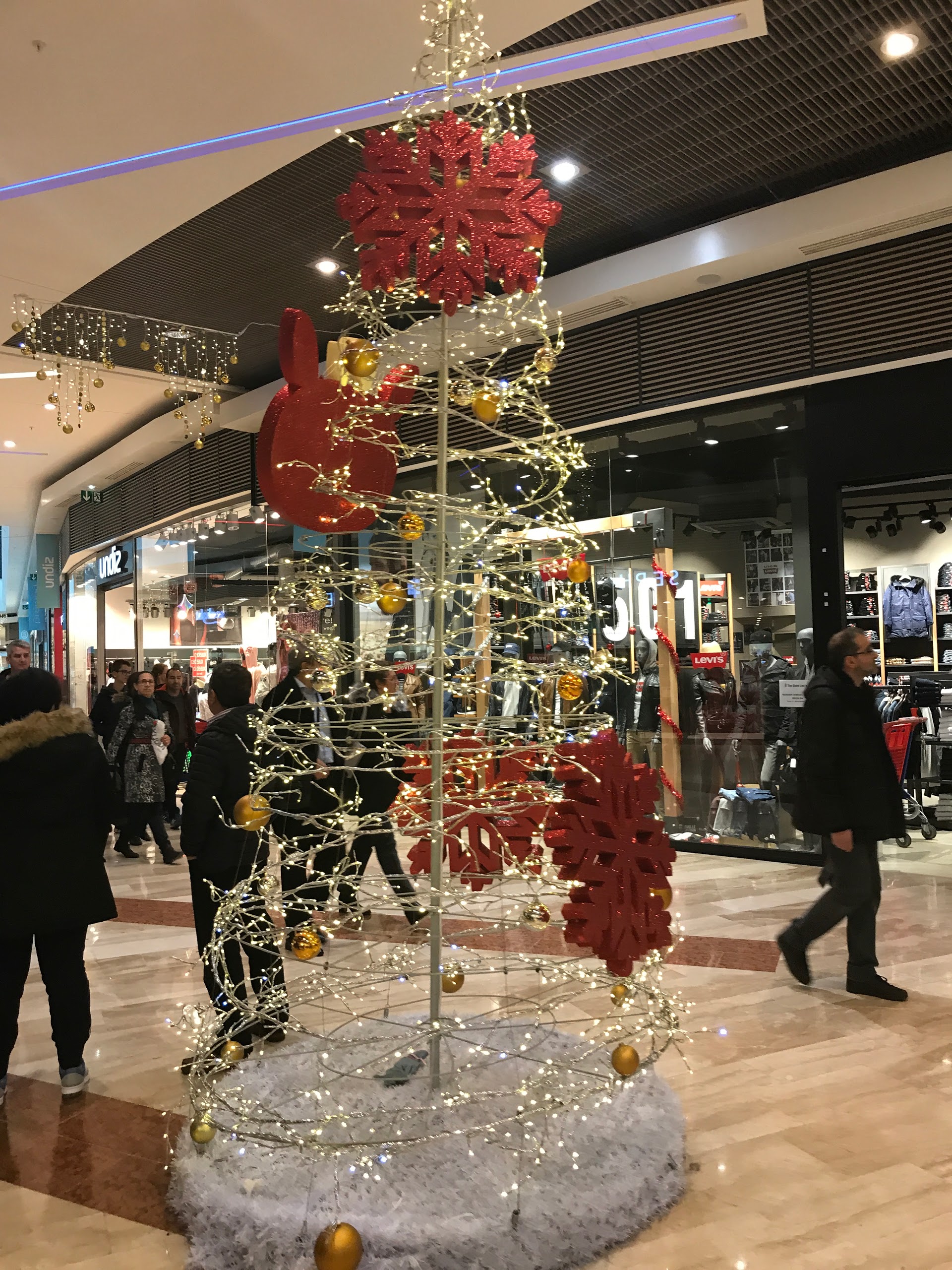 Photo n° 2 de l'avis de C. fait le 23/12/2017 à 21:30