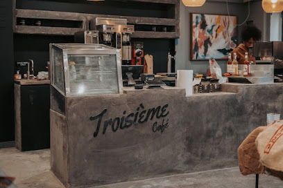 Troisieme Cafe