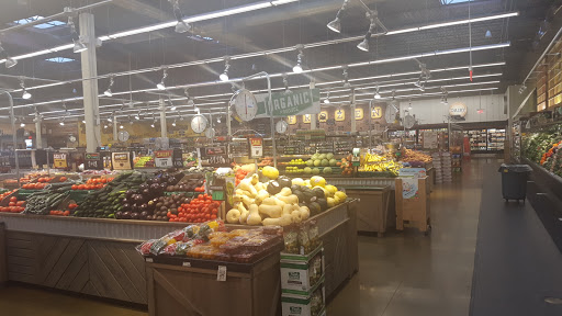 Grocery Store «Fresh Thyme Farmers Market - Omaha», reviews and photos, 14949 Evans Plaza, Omaha, NE 68116, USA