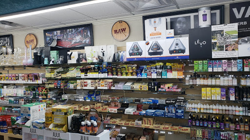 Tobacco Shop «Vape & Smoke Shop - Pines», reviews and photos, 2072 N University Dr, Pembroke Pines, FL 33024, USA