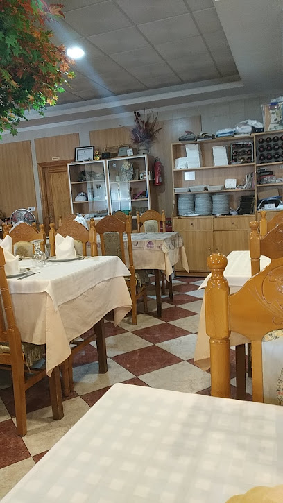 Restaurante Chino Da Fu Hao - Avenida Rey España, 18, 41807 Espartinas, Sevilla, Spain