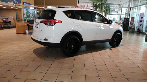 Toyota Dealer «Avondale Toyota», reviews and photos, 10005 Papago Fwy, Avondale, AZ 85323, USA