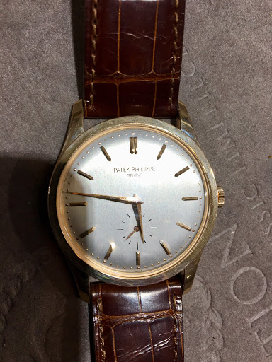 Coin Dealer «Collectors Coins & Jewelry Massapequa Park», reviews and photos, 400 Sunrise Hwy, Massapequa Park, NY 11762, USA