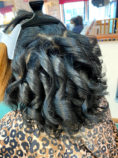 Hair Salon «The Dominican Styles Hair Salon», reviews and photos, 7111 Michigan Ave, Detroit, MI 48210, USA