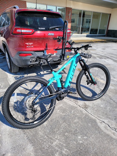 Bicycle Store «The Trek Bicycle Store of Kansas City-Shawnee», reviews and photos, 10412 Shawnee Mission Pkwy, Shawnee, KS 66203, USA