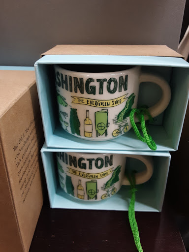 Coffee Shop «Safeway Starbucks», reviews and photos, 411 Three Rivers Dr, Kelso, WA 98626, USA