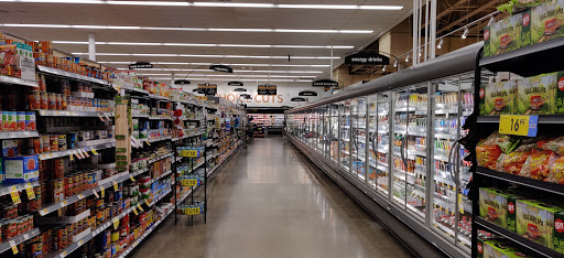 Grocery Store «Kroger», reviews and photos, 5161 Hampsted Village Center Way, New Albany, OH 43054, USA
