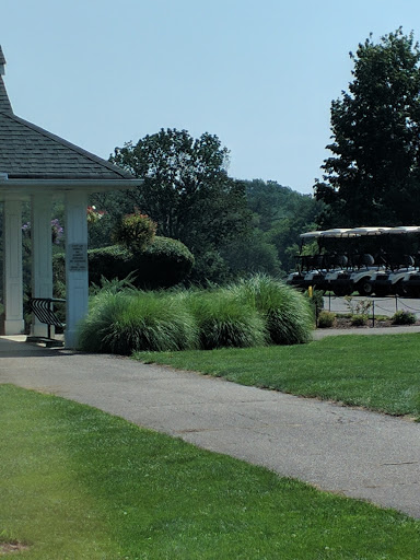 Golf Course «Cherry Ridge Golf», reviews and photos, 1211 W River Rd N, Elyria, OH 44035, USA