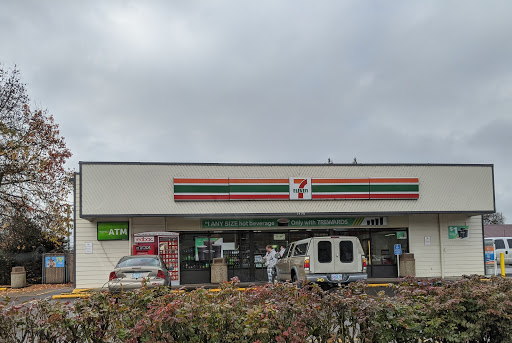 Convenience Store «7-Eleven», reviews and photos, 1490 S Main St, Lebanon, OR 97355, USA