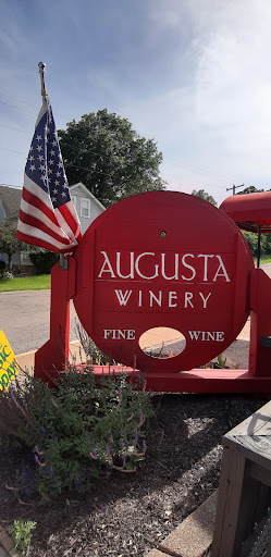 Winery «Augusta Winery», reviews and photos, 5601 High St, Augusta, MO 63332, USA