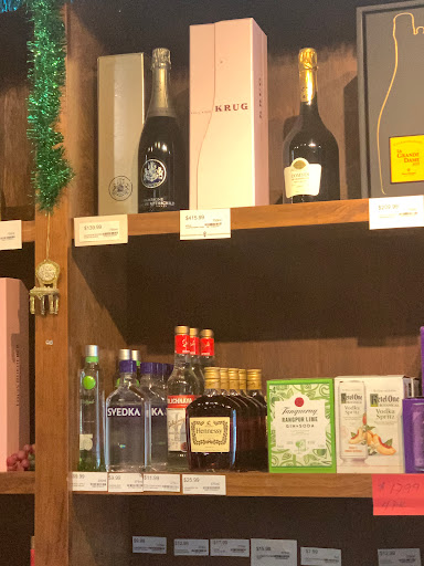 Liquor Store «Bacchus Liquors», reviews and photos, 1445 Alton Rd, Miami Beach, FL 33139, USA