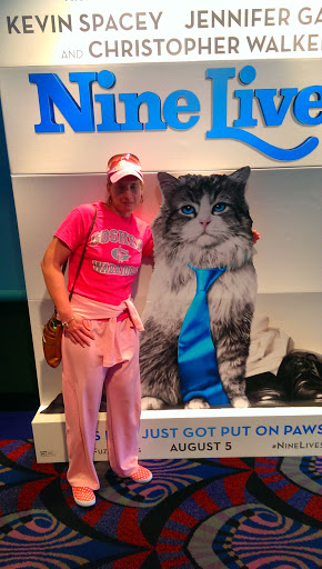 Movie Theater «Rave Motion Pictures Milford 16», reviews and photos, 500 Rivers Edge Dr, Milford, OH 45150, USA