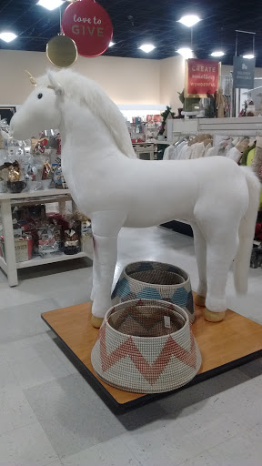 Department Store «T.J. Maxx & HomeGoods», reviews and photos, 717 Boardman Poland Rd, Youngstown, OH 44512, USA