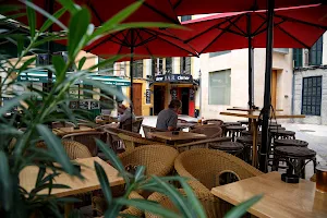 Corner Bar Palma image