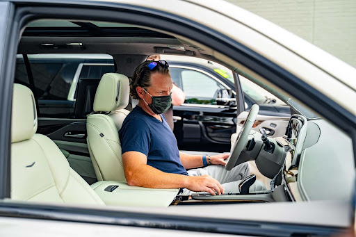 Cadillac Dealer «Motor Werks Cadillac of Barrington», reviews and photos, 206 N Cook St, Barrington, IL 60010, USA