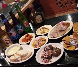 Lolitas Sport Bar by La Jungla photo