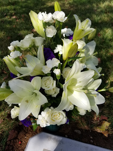 Florist «Flowers by Nancy LLC», reviews and photos, 6401 Germantown Rd, Middletown, OH 45042, USA