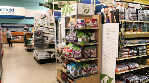 Pet Supply Store «PetSmart», reviews and photos, 3077 Daniels Rd, Winter Garden, FL 34787, USA