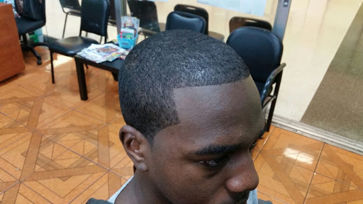Hair Salon «Cut It Out!! Salon/Barbershop», reviews and photos, 1305 NW 40th Ave, Lauderhill, FL 33313, USA