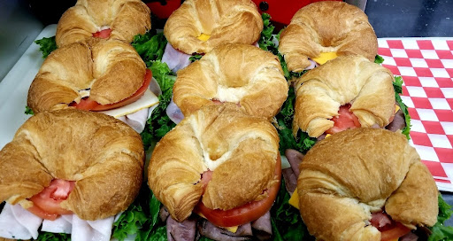 Restaurant «Main Street Daily Grind», reviews and photos, 215 E Main St, Front Royal, VA 22630, USA