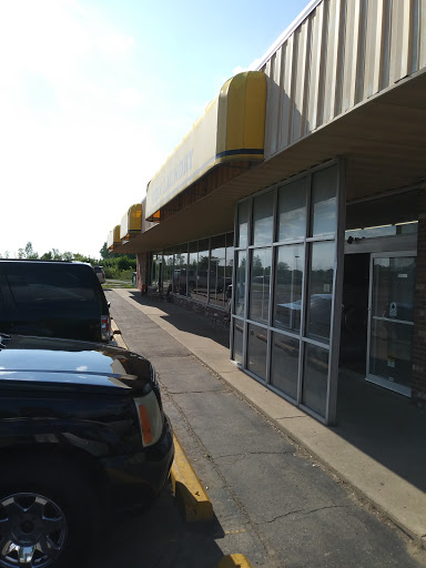 Laundromat «Van Slyke Laundromat & Cleaner», reviews and photos, G-4132 Van Slyke Rd, Flint, MI 48507, USA